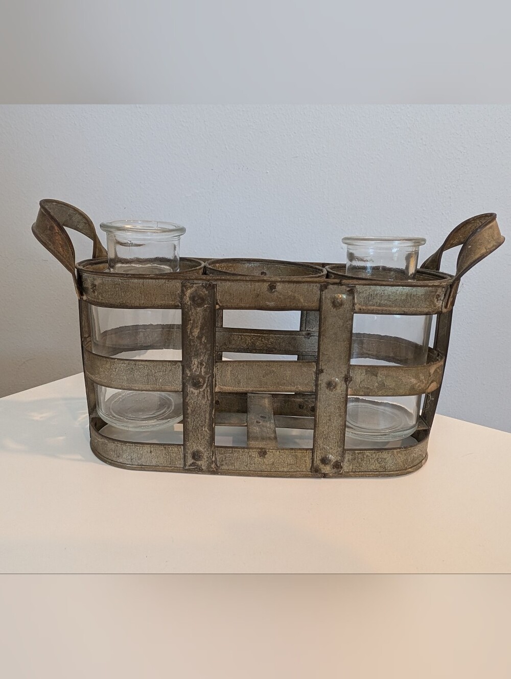 Rustic Metal Vase Caddy